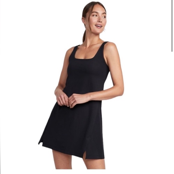 Old Navy Dresses & Skirts - Old navy xs active dress nwt
